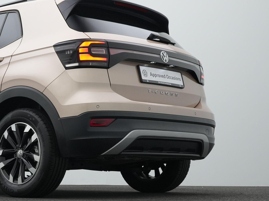 Volkswagen T-Cross (L728RZ) met abonnement