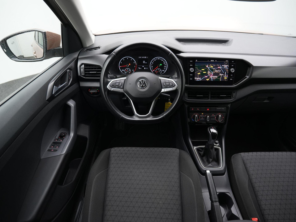 Volkswagen T-Cross (L728RZ) met abonnement