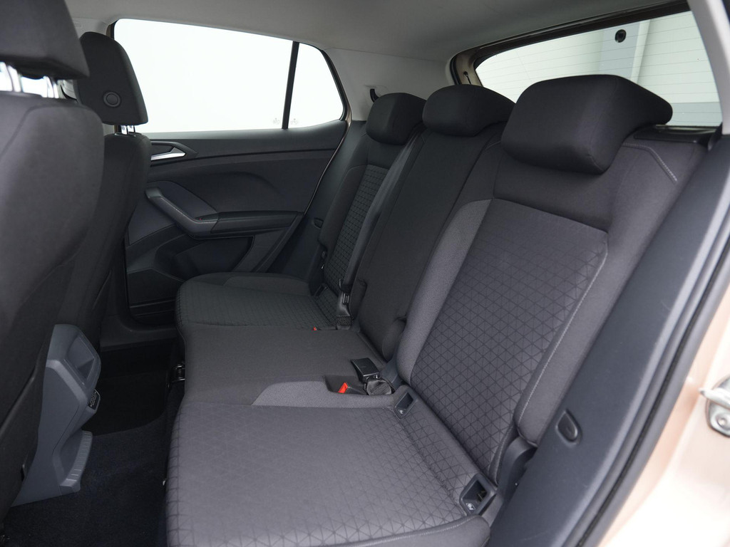 Volkswagen T-Cross (L728RZ) met abonnement