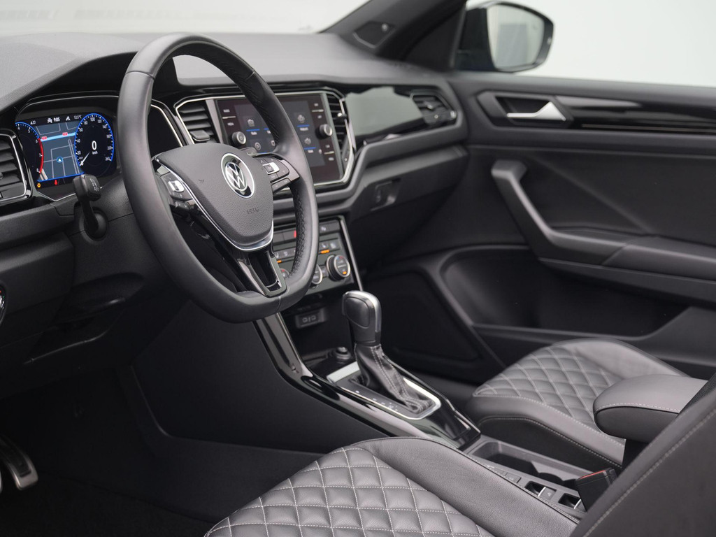 Volkswagen T-Roc Cabrio (KTX07F) met abonnement