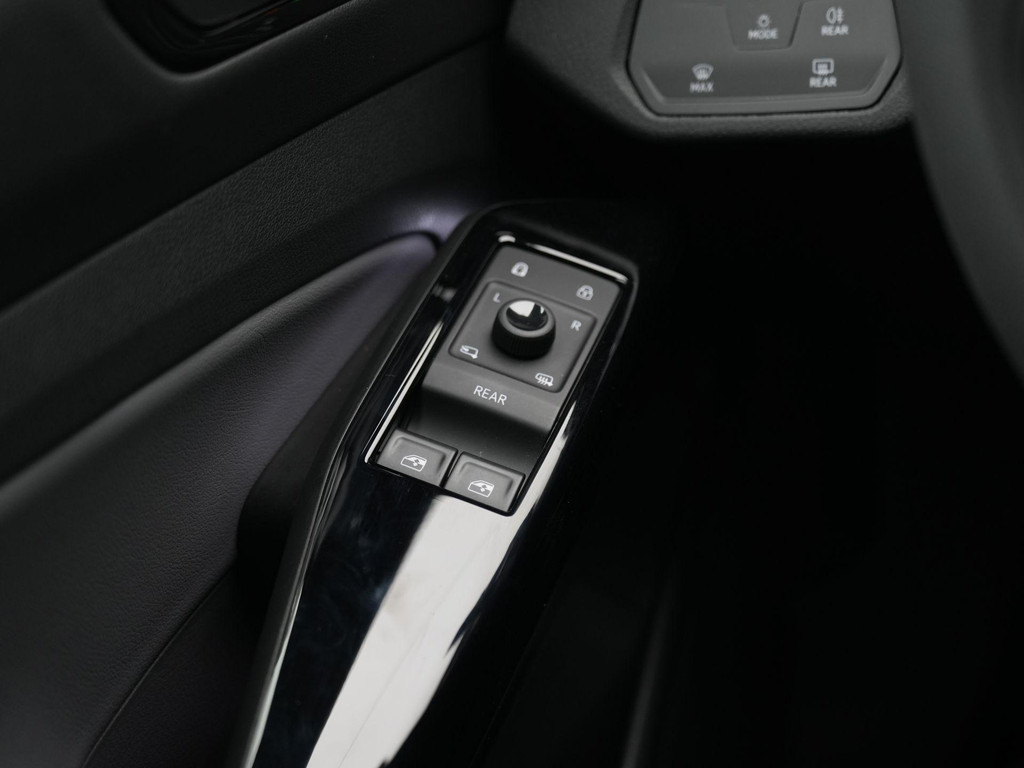 Volkswagen ID.4 (KXJ04J) met abonnement