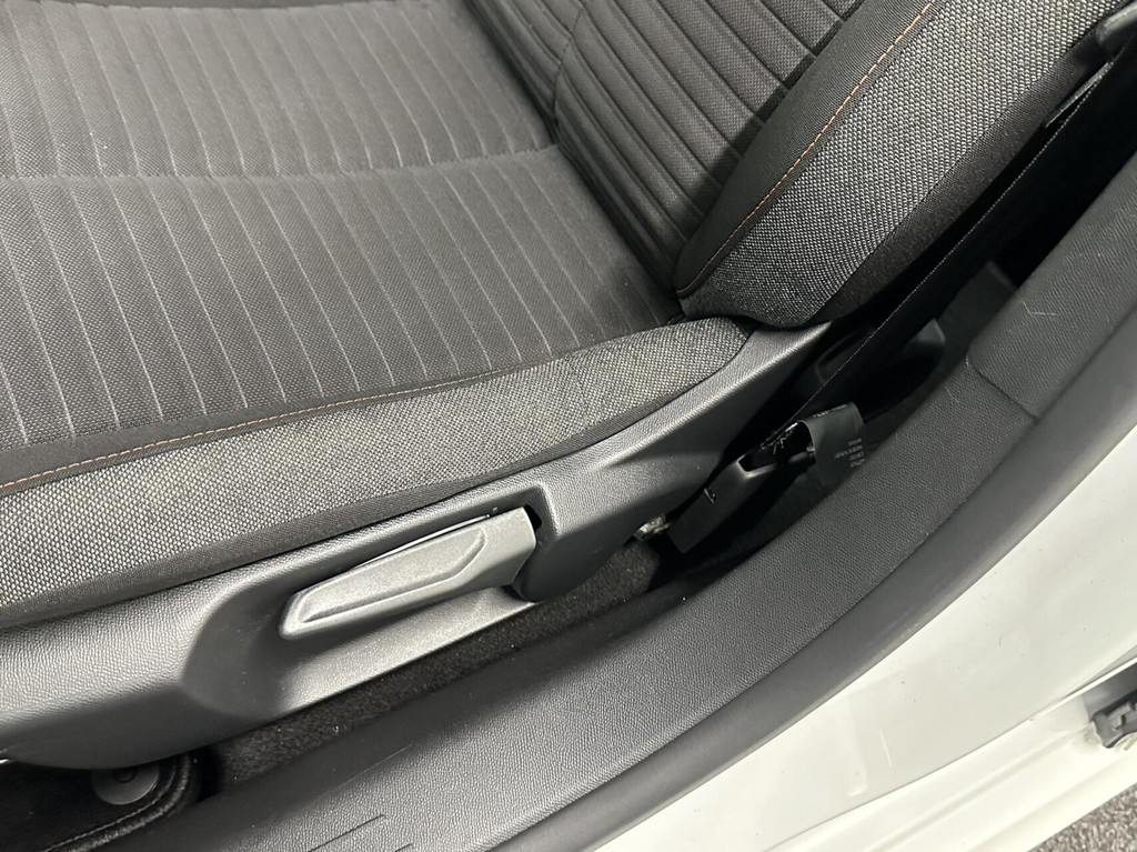 Peugeot 208 (R073GZ) met abonnement