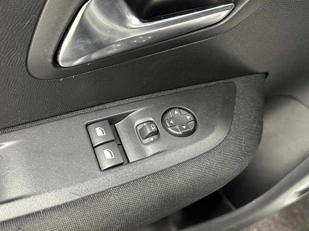 Peugeot 208 (R073GZ) met abonnement