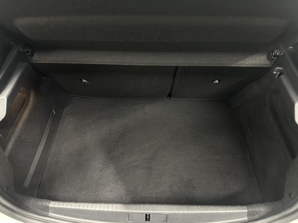 Peugeot 208 (R073GZ) met abonnement
