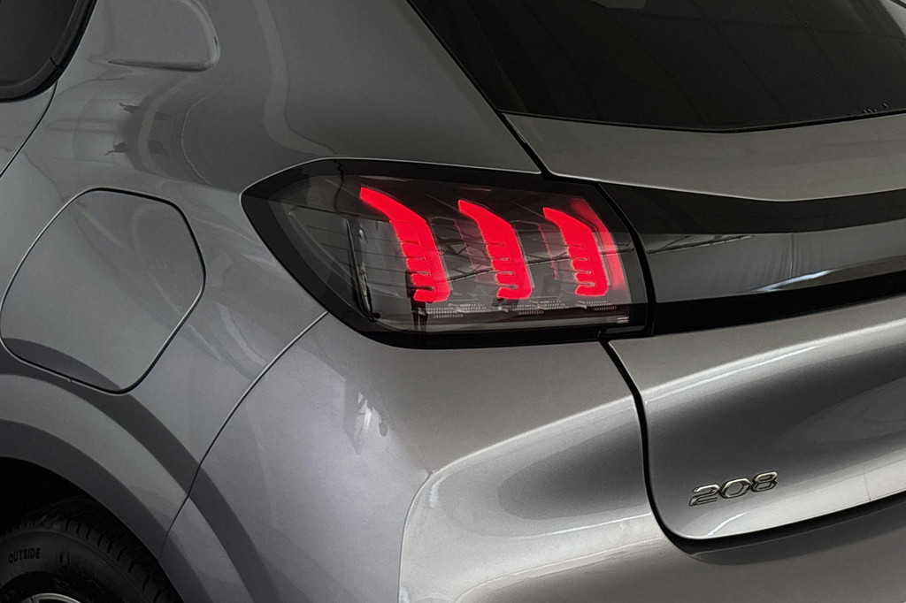 Peugeot 208 (R983KH) met abonnement