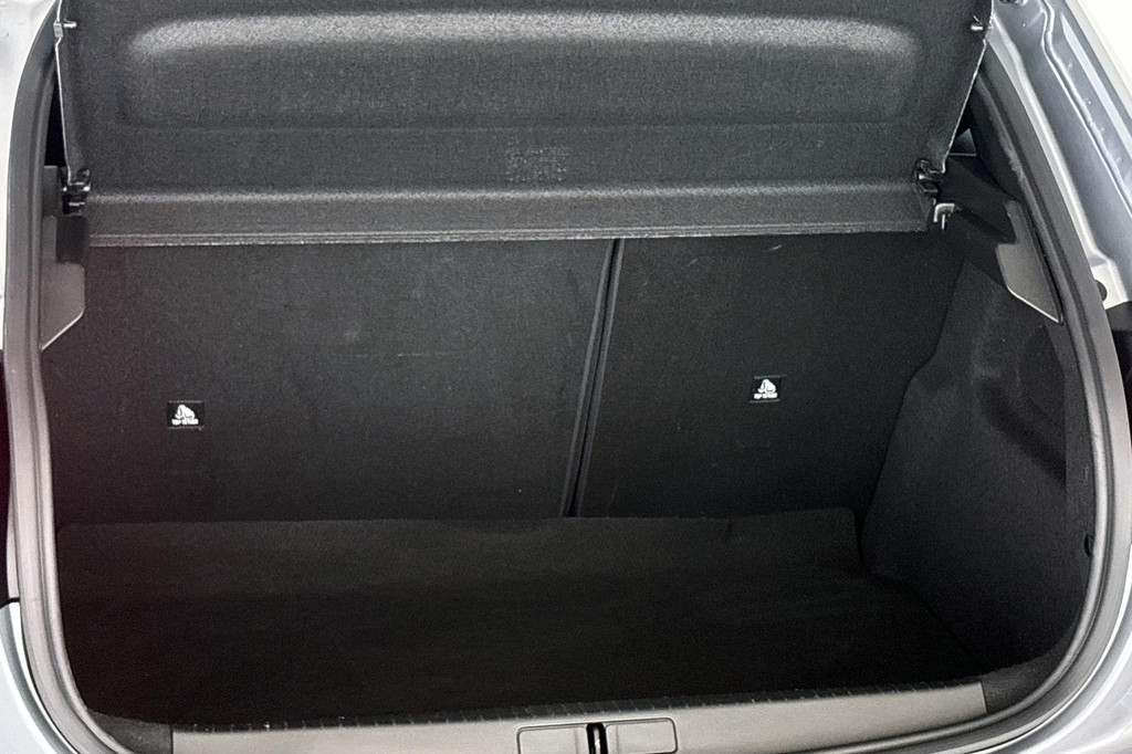 Peugeot 208 (R983KH) met abonnement