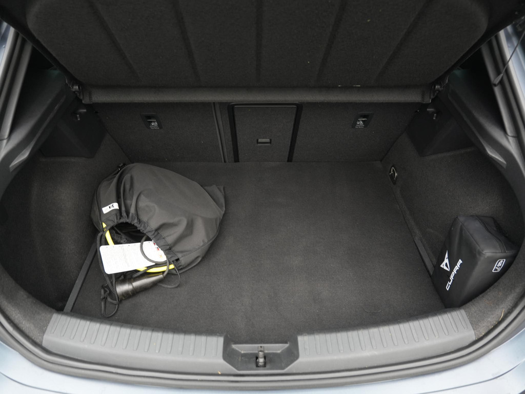 CUPRA Leon (KVP70G) met abonnement