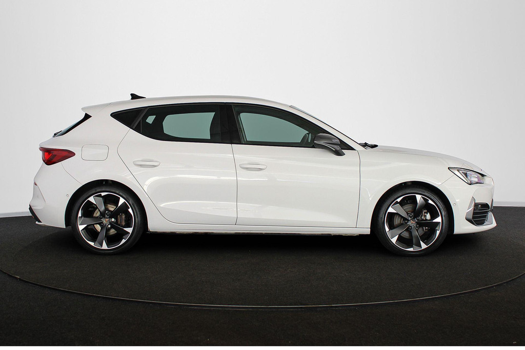 CUPRA Leon (KTK85J) met abonnement