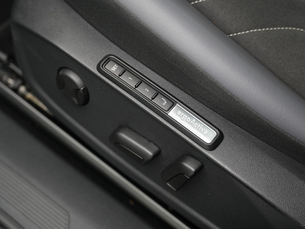 Volkswagen ID.4 (KTL28H) met abonnement