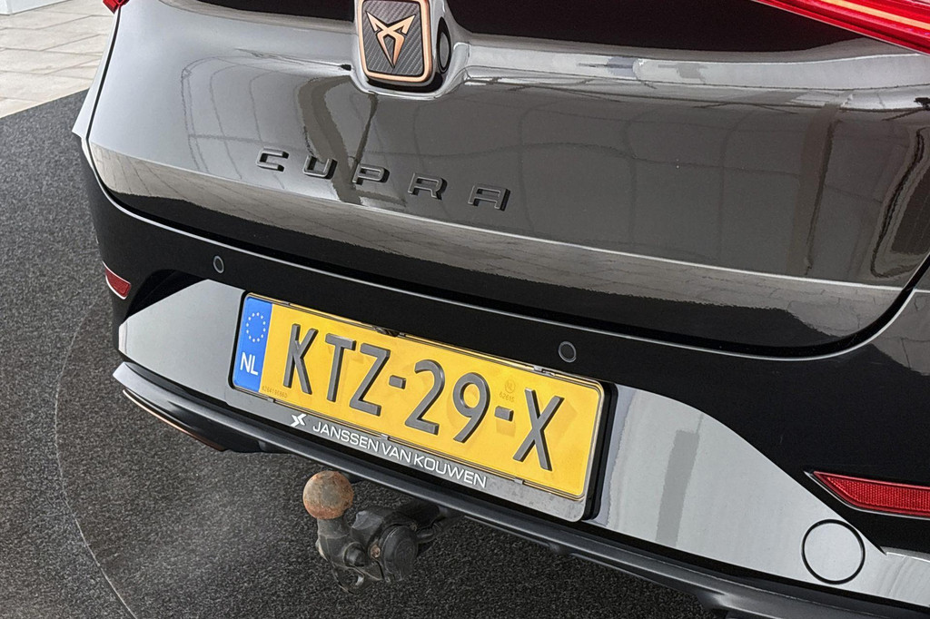 CUPRA Leon Sportstourer (KTZ29X) met abonnement