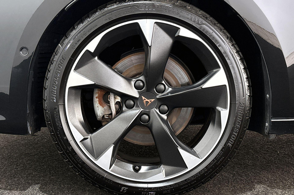 CUPRA Leon Sportstourer (KTZ29X) met abonnement