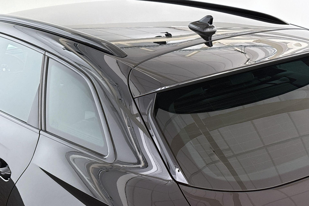 CUPRA Leon Sportstourer (KTZ29X) met abonnement