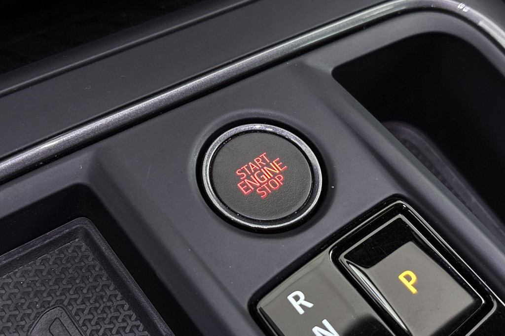 CUPRA Leon Sportstourer (KTZ29X) met abonnement