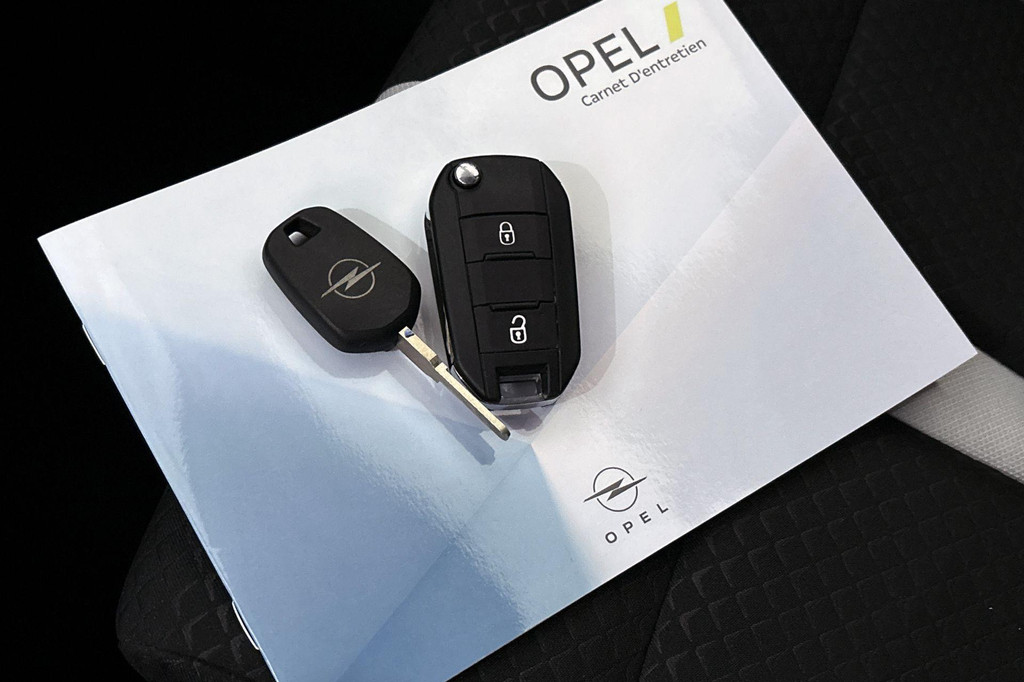 Opel Frontera (KVN83D) met abonnement