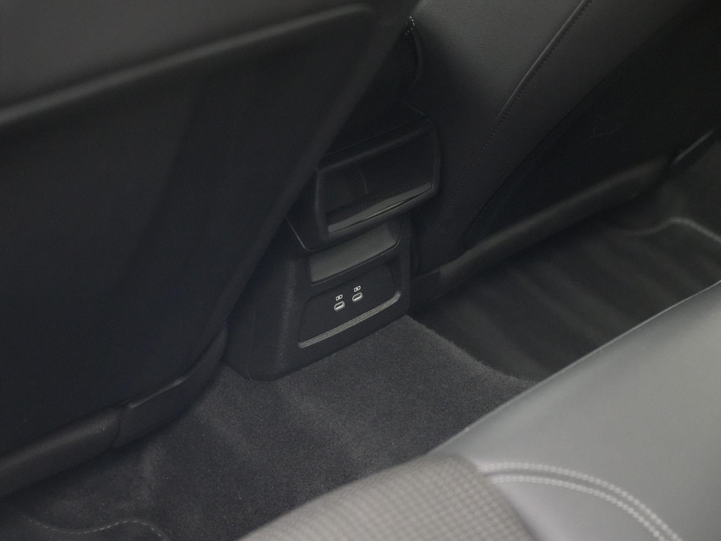 Audi A3 (KRD33T) met abonnement