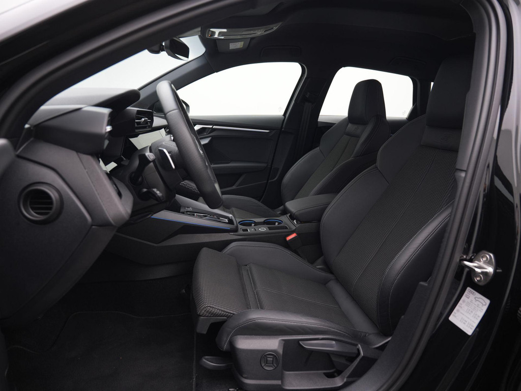 Audi A3 (KRD33T) met abonnement