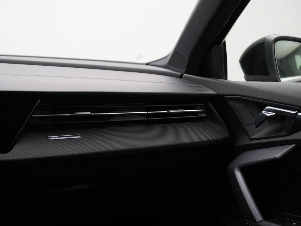 Audi A3 (KRD33T) met abonnement