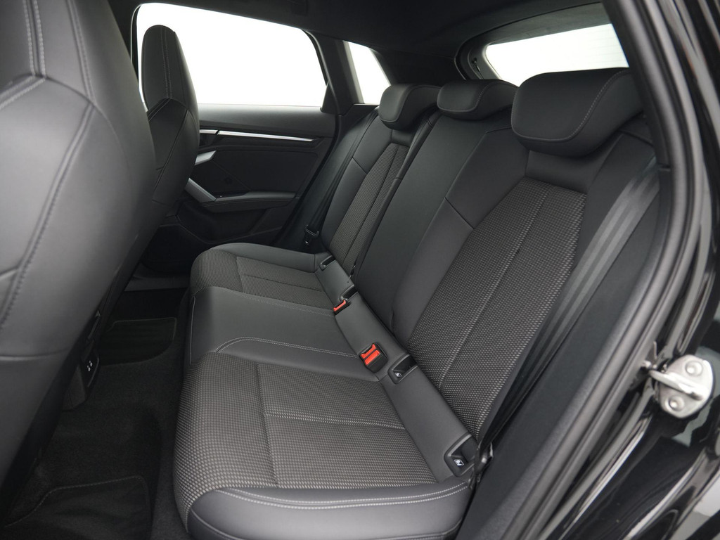 Audi A3 (KRD33T) met abonnement