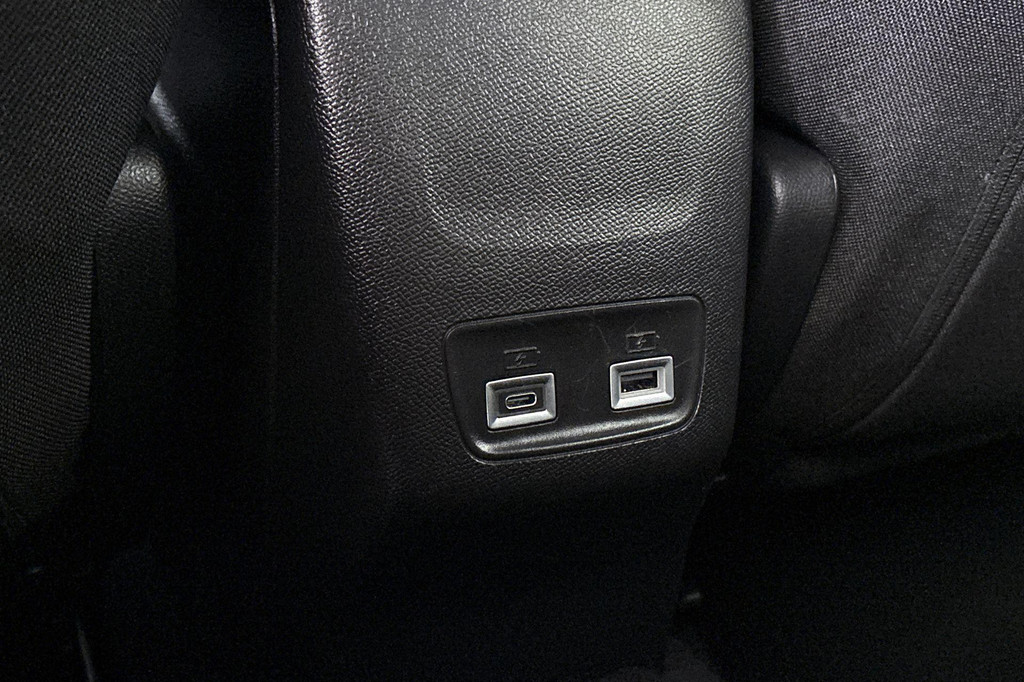 Peugeot 208 (HVD53Z) met abonnement
