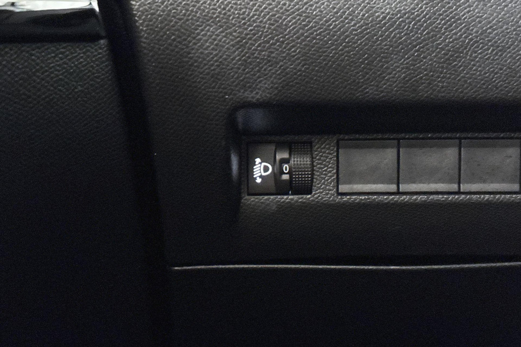Peugeot 208 (HVD53Z) met abonnement