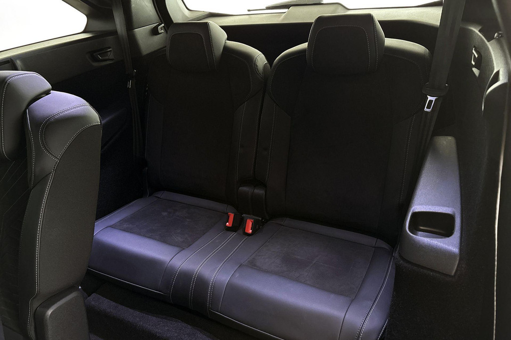 Peugeot 5008 (KLR10N) met abonnement