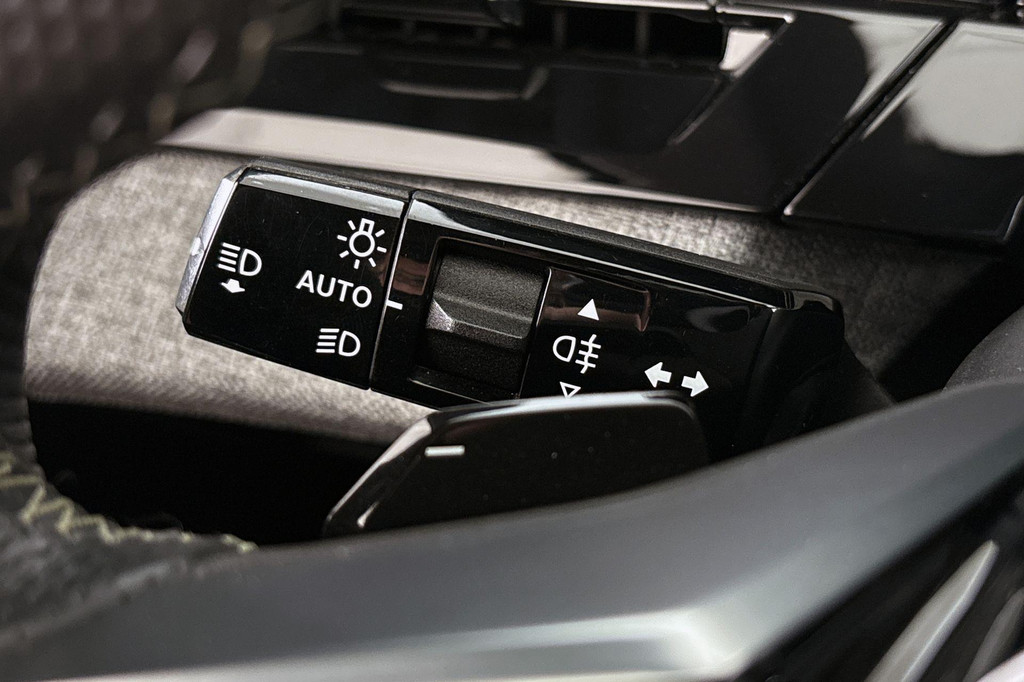 Peugeot 5008 (KLR10N) met abonnement