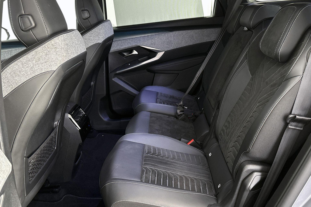 Peugeot 5008 (KLR10N) met abonnement