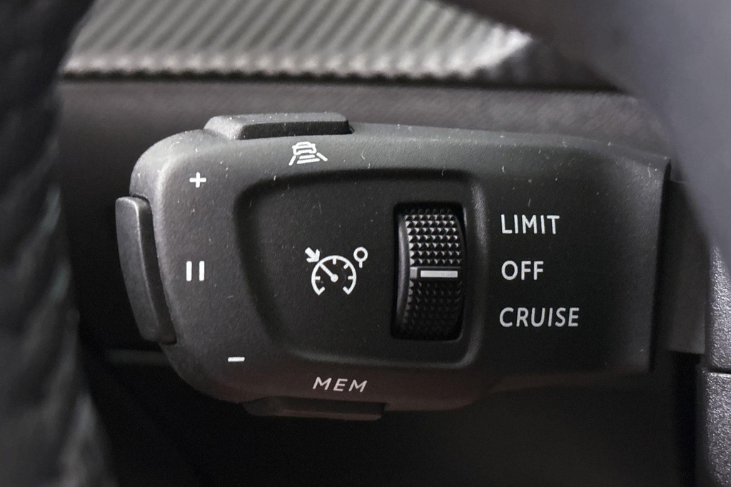 Peugeot 208 (HKV69L) met abonnement