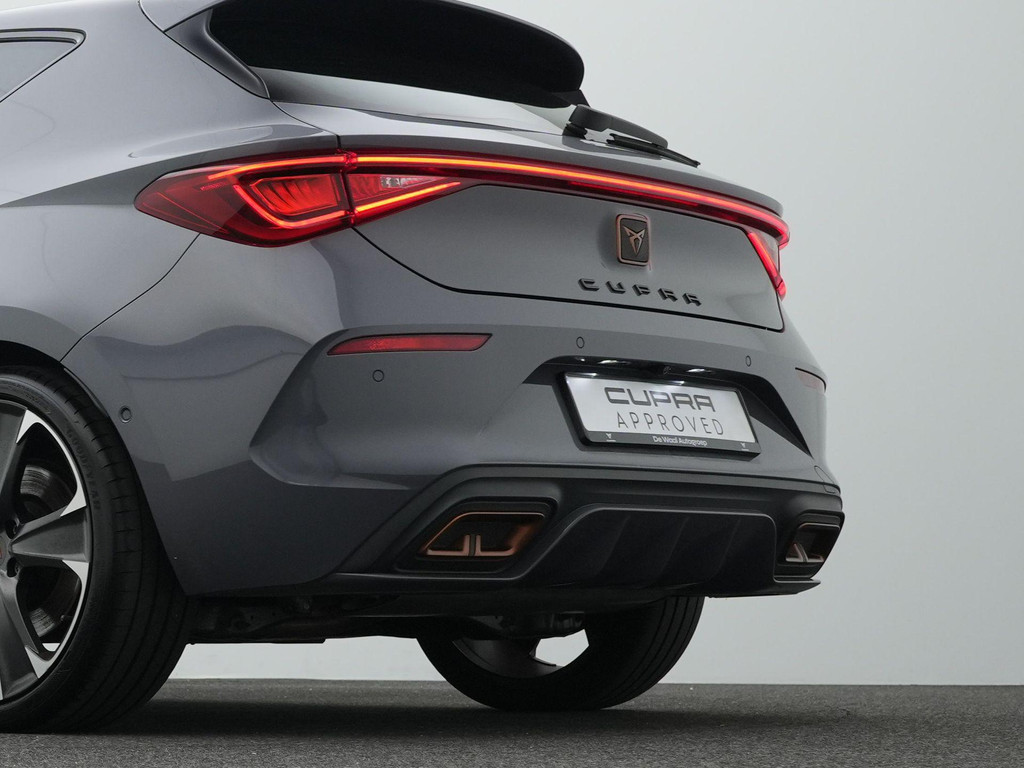 CUPRA Leon (KZB38R) met abonnement