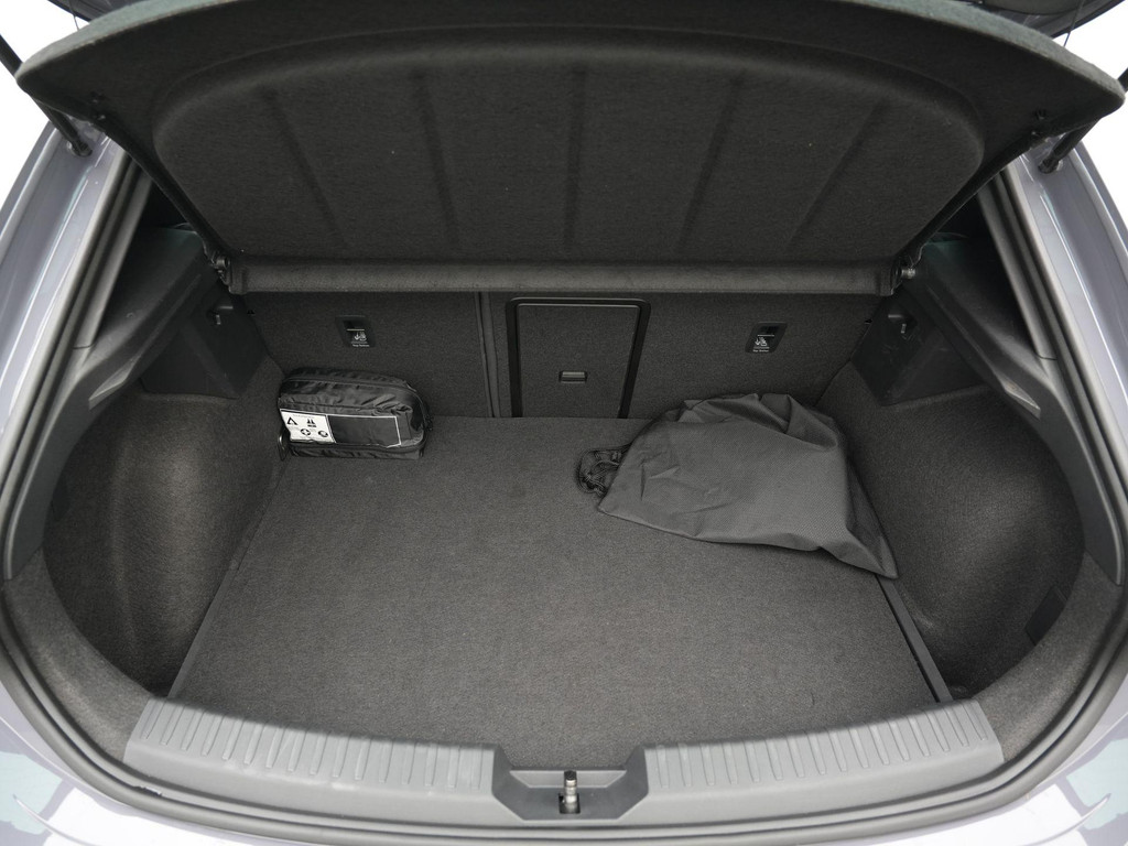 CUPRA Leon (KZB38R) met abonnement