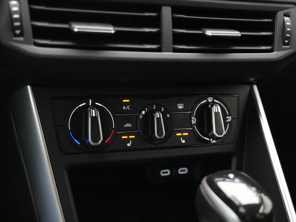 Volkswagen Polo (GFR95N) met abonnement