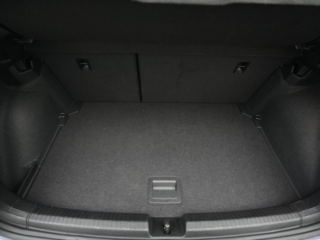 Volkswagen Polo (GFR95N) met abonnement