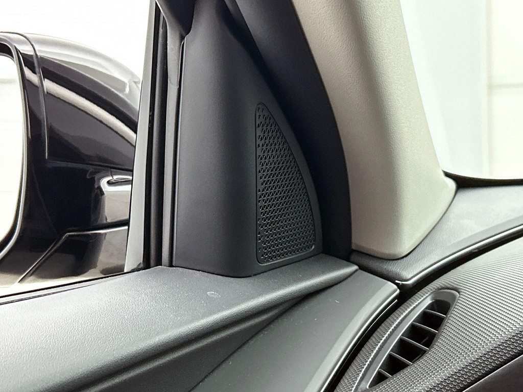 Kia Niro (KXX99N) met abonnement
