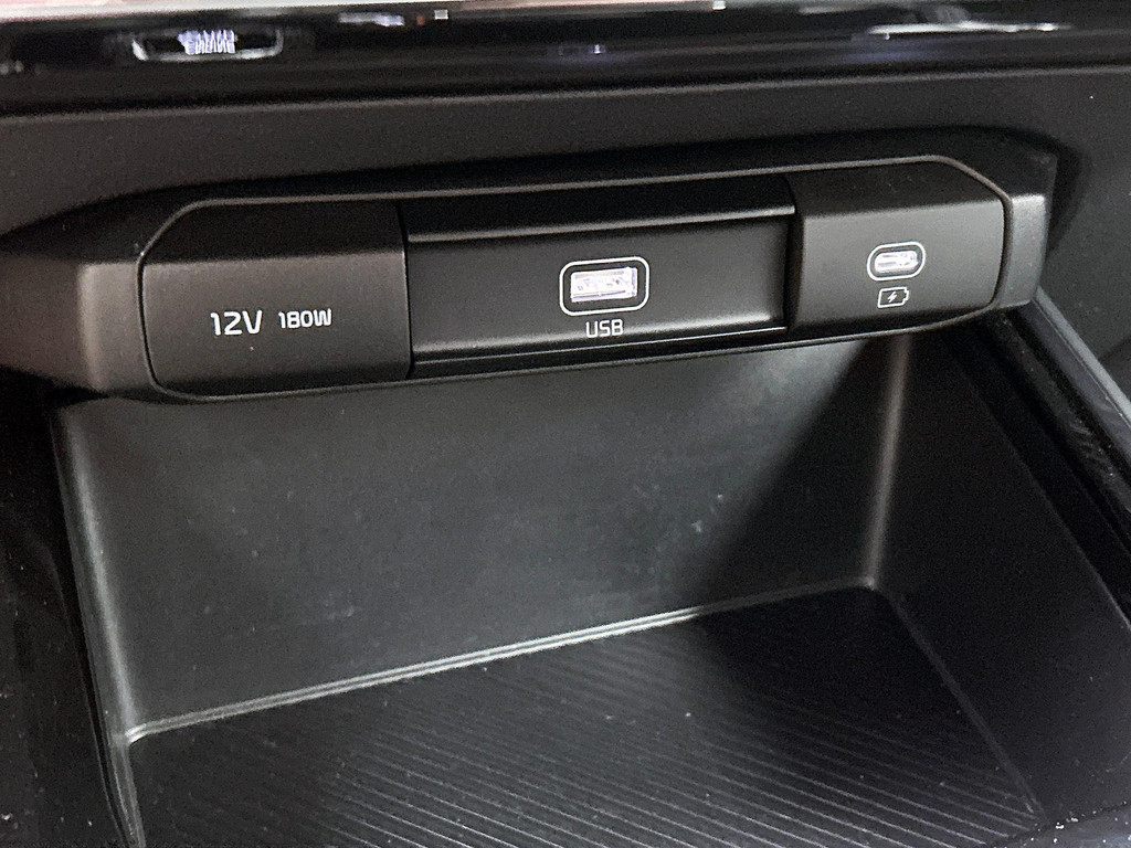 Kia Niro (KXX99N) met abonnement