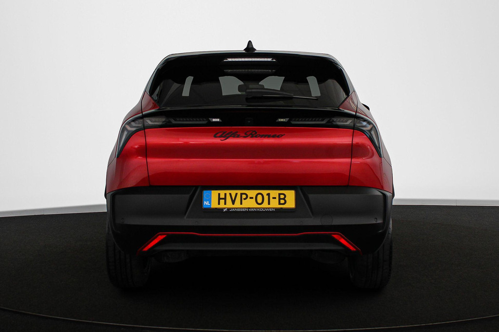 Alfa Romeo Junior (HVP01B) met abonnement