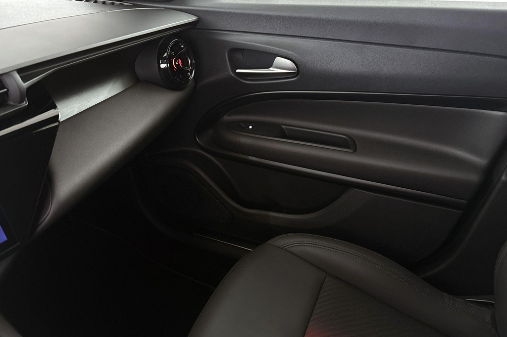 Alfa Romeo Junior (HVP01B) met abonnement