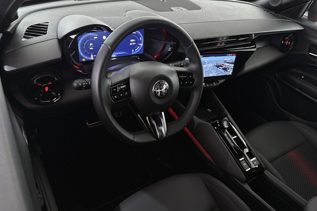 Alfa Romeo Junior (HVP01B) met abonnement