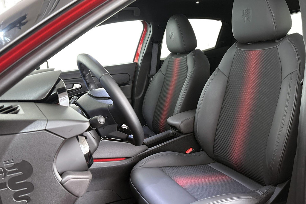 Alfa Romeo Junior (HVP01B) met abonnement
