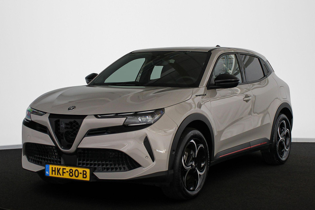 Alfa Romeo Junior (HKF80B) met abonnement
