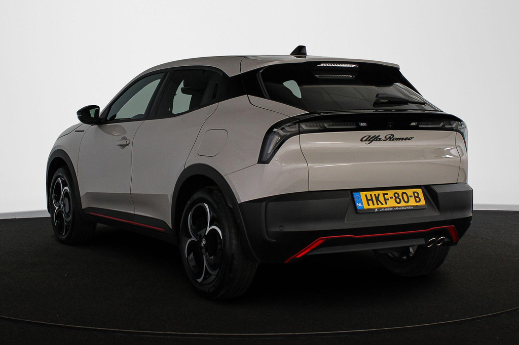 Alfa Romeo Junior (HKF80B) met abonnement