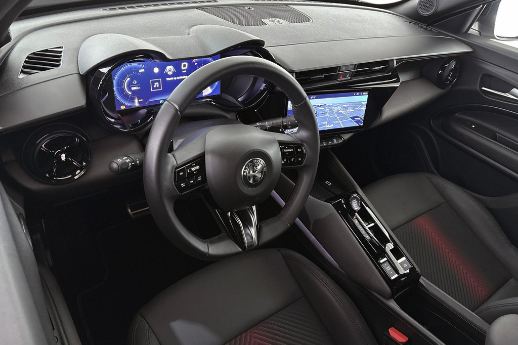 Alfa Romeo Junior (HKF80B) met abonnement