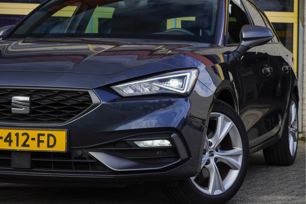 Seat Leon Sportstourer (L412FD) met abonnement