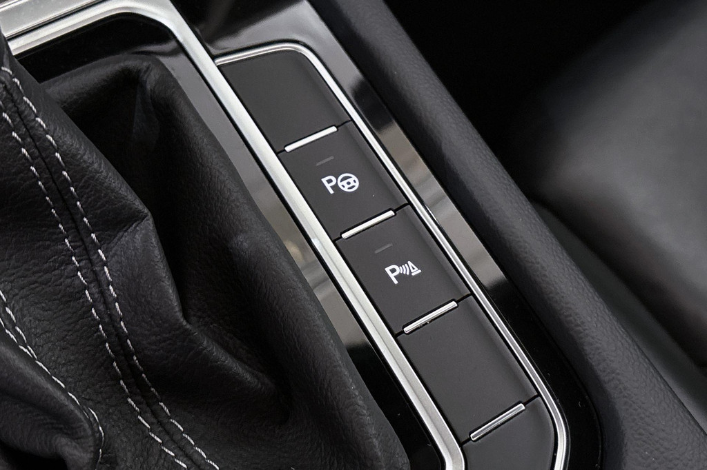 Volkswagen Arteon Shooting Brake (KZF61H) met abonnement