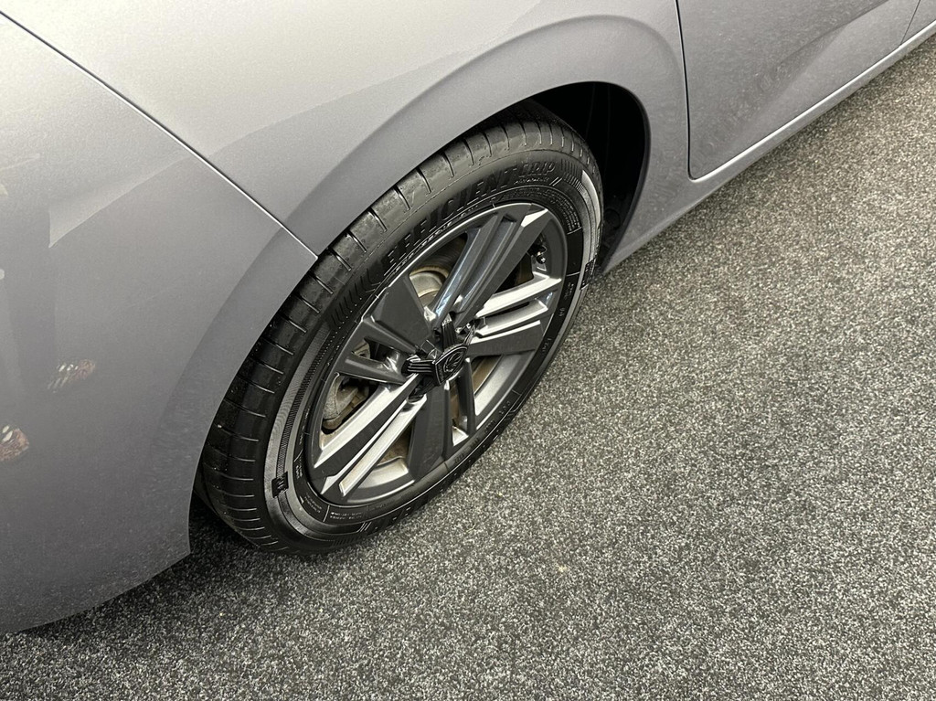 Peugeot 308 (T891FP) met abonnement
