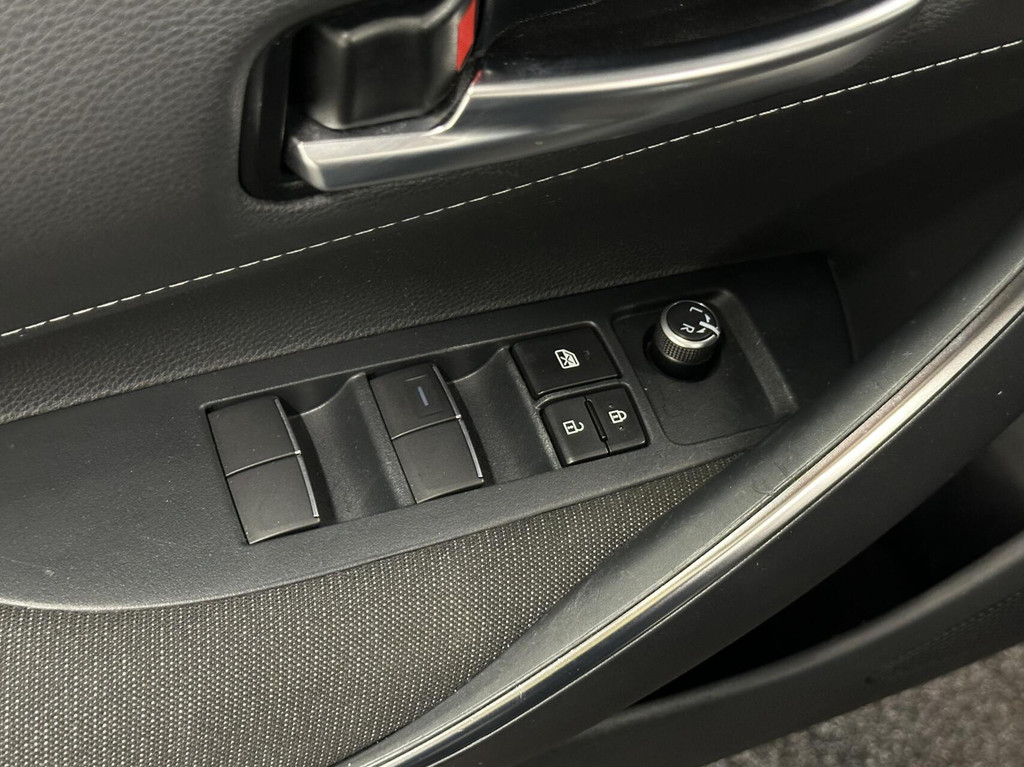 Toyota Corolla Touring Sports (T015BF) met abonnement