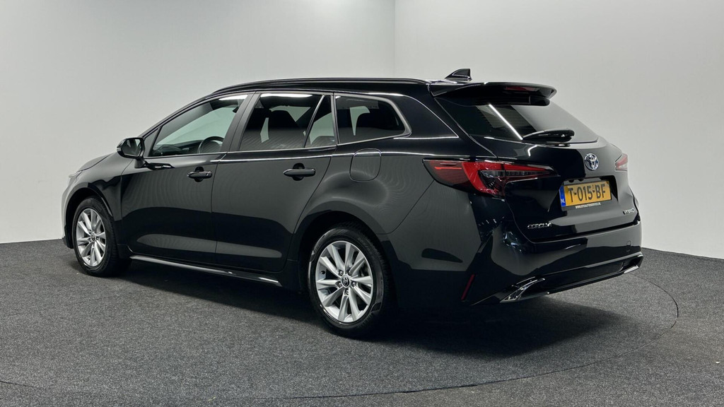 Toyota Corolla Touring Sports (T015BF) met abonnement