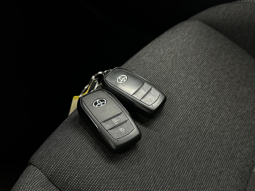 Toyota Corolla Touring Sports (T015BF) met abonnement