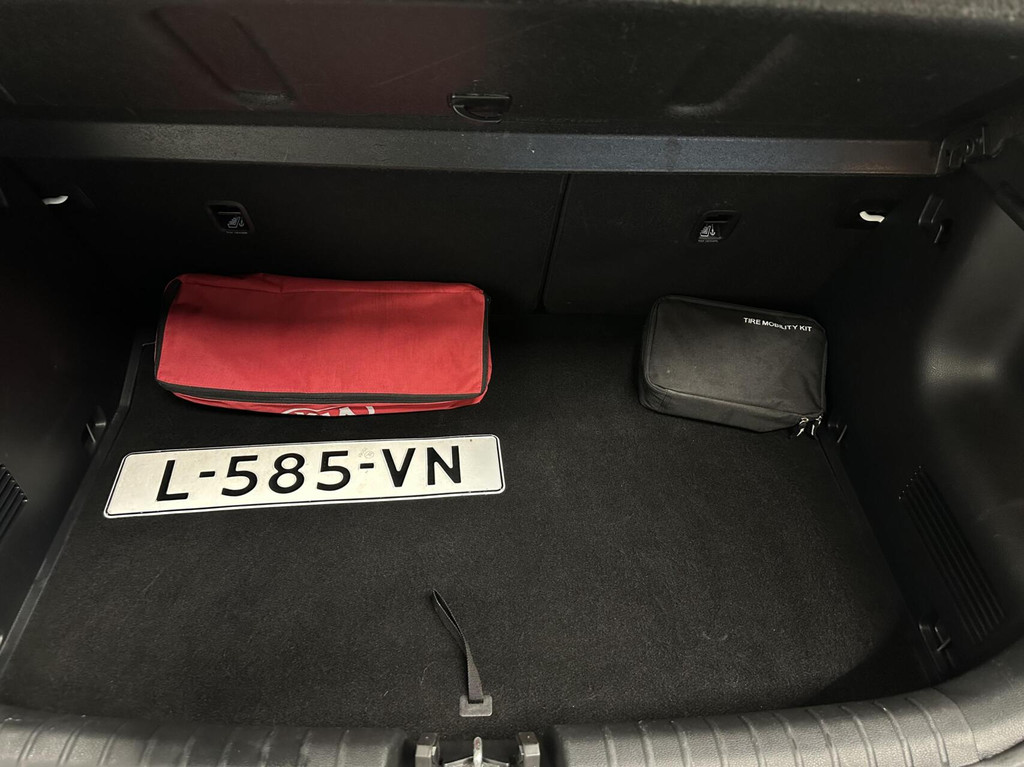 Kia Stonic (L585VN) met abonnement