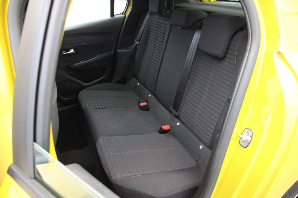 Peugeot 208 (T053DJ) met abonnement