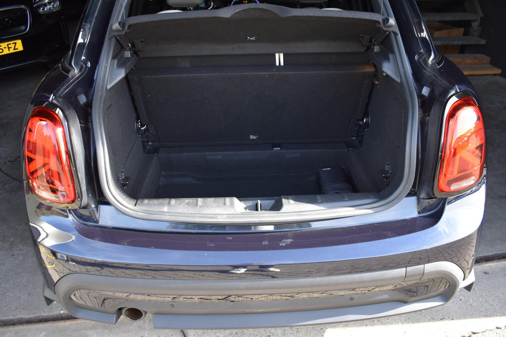 MINI 5-Deurs (P182RV) met abonnement